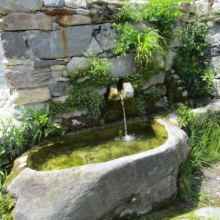 Le Pré De La Fontaine