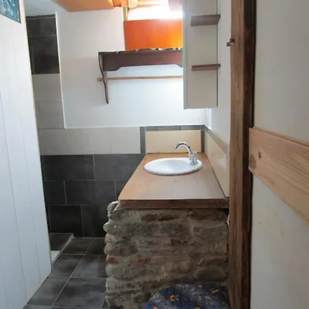 Le Pré De La Fontaine *