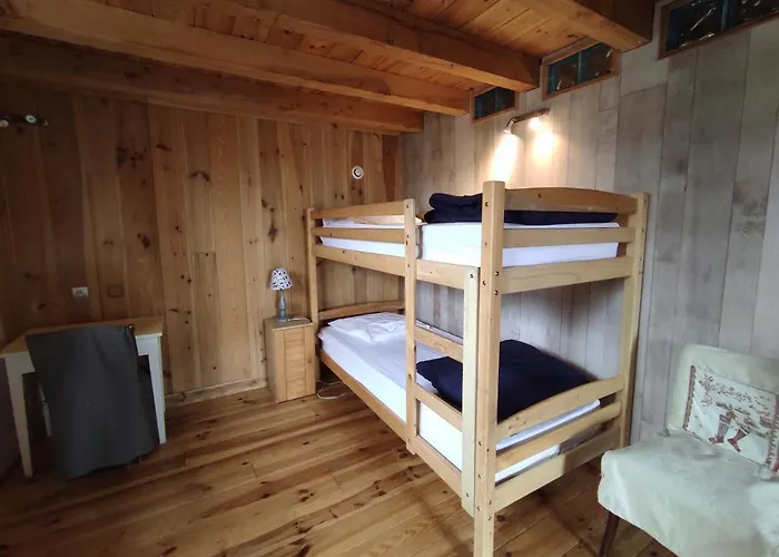 Le Pré De La Fontaine *